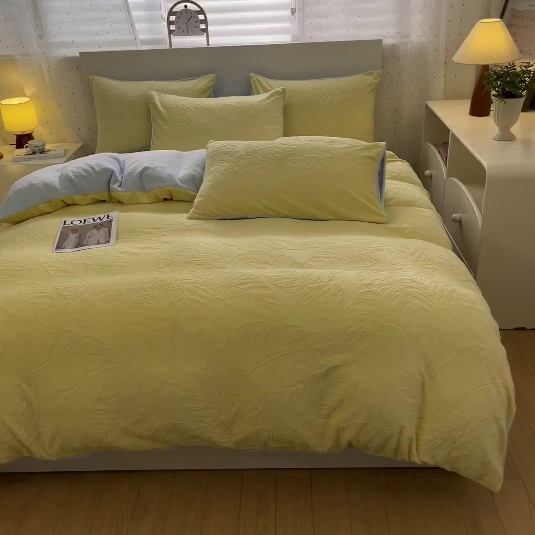 91家纺网 家纺一手货源 找家纺 如一 2025新款3D雕花牛奶绒四件套第三批 芭蕉叶-黄