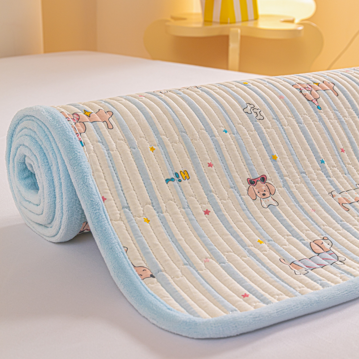 91家纺网 家纺一手货源 找家纺 恒尚居 2025新款全棉牛奶绒床盖四季可用纯棉夹棉床单床褥垫三件套-秋冬款系列一 机灵旺仔【A纯棉-B牛奶绒】