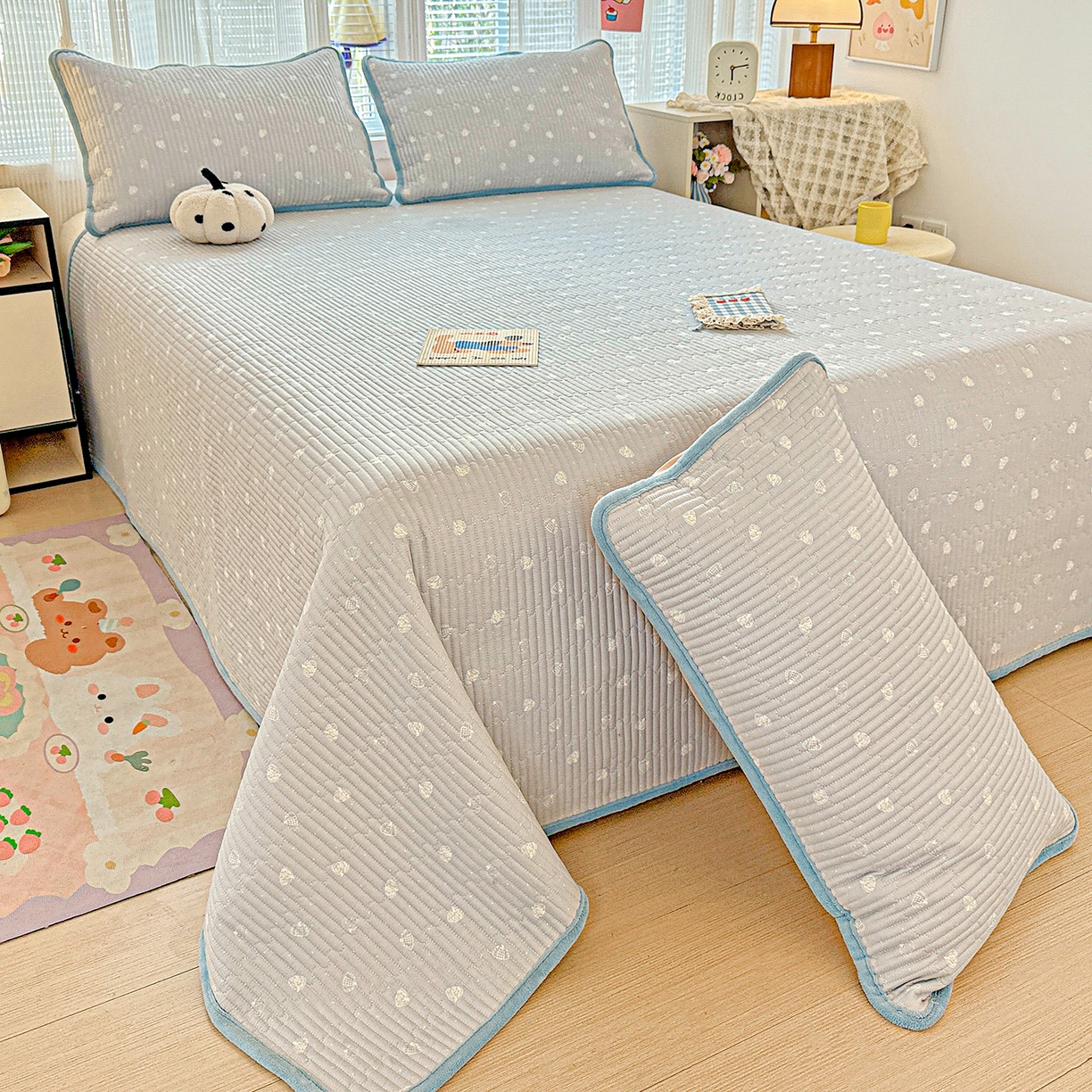 91家纺网 家纺一手货源 找家纺 恒尚居 2025新款全棉牛奶绒床盖四季可用纯棉夹棉床单床褥垫三件套-秋冬款系列一 南瓜点点【A纯棉-B牛奶绒】