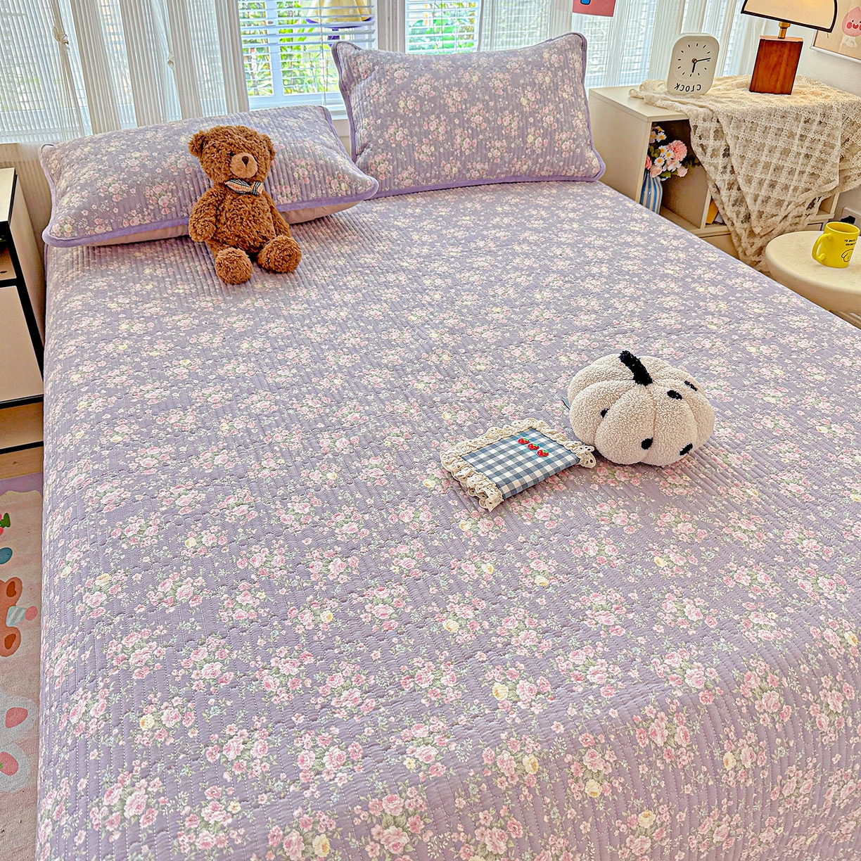 91家纺网 家纺一手货源 找家纺 恒尚居 2025新款全棉牛奶绒床盖四季可用纯棉夹棉床单床褥垫三件套-秋冬款系列一 花田物语【A纯棉-B牛奶绒】