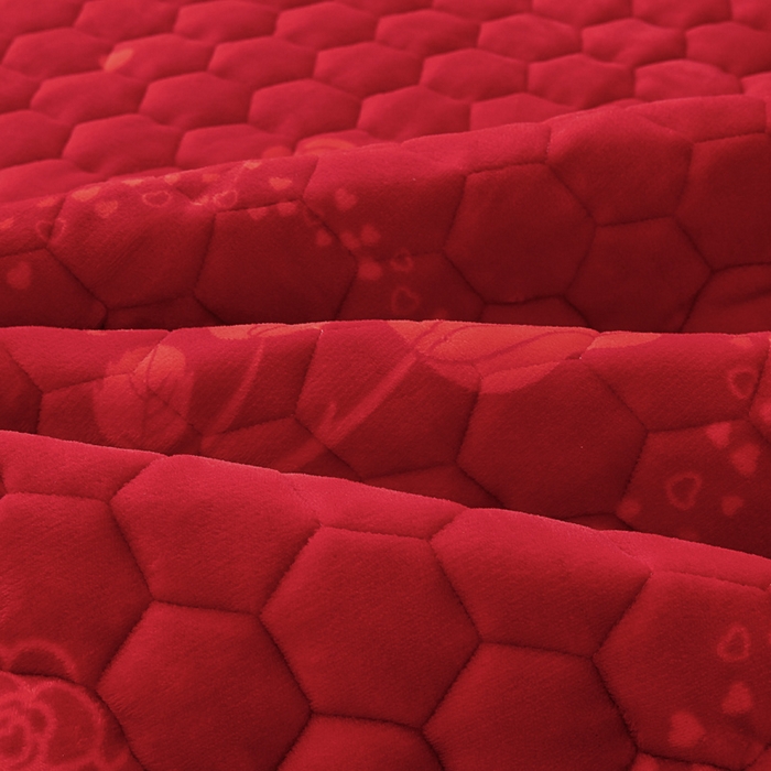 91家纺网 家纺一手货源 找家纺 情煊家纺 2025新款保暖牛奶绒夹棉床笠-花边款 红玫瑰