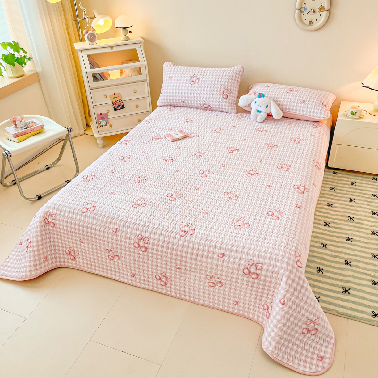 91家纺网 家纺一手货源 找家纺 蓝极人 2025新款牛奶绒印花床盖四季通用 床盖-格上樱梦