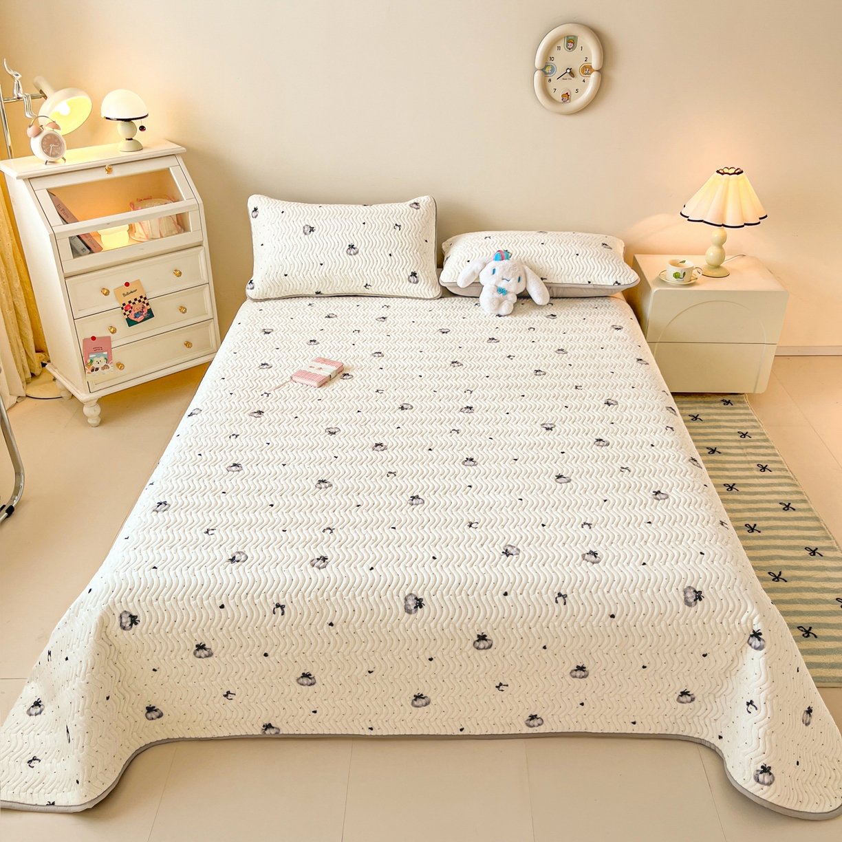 91家纺网 家纺一手货源 找家纺 蓝极人 2025新款牛奶绒印花床盖四季通用 床盖-简韵南瓜