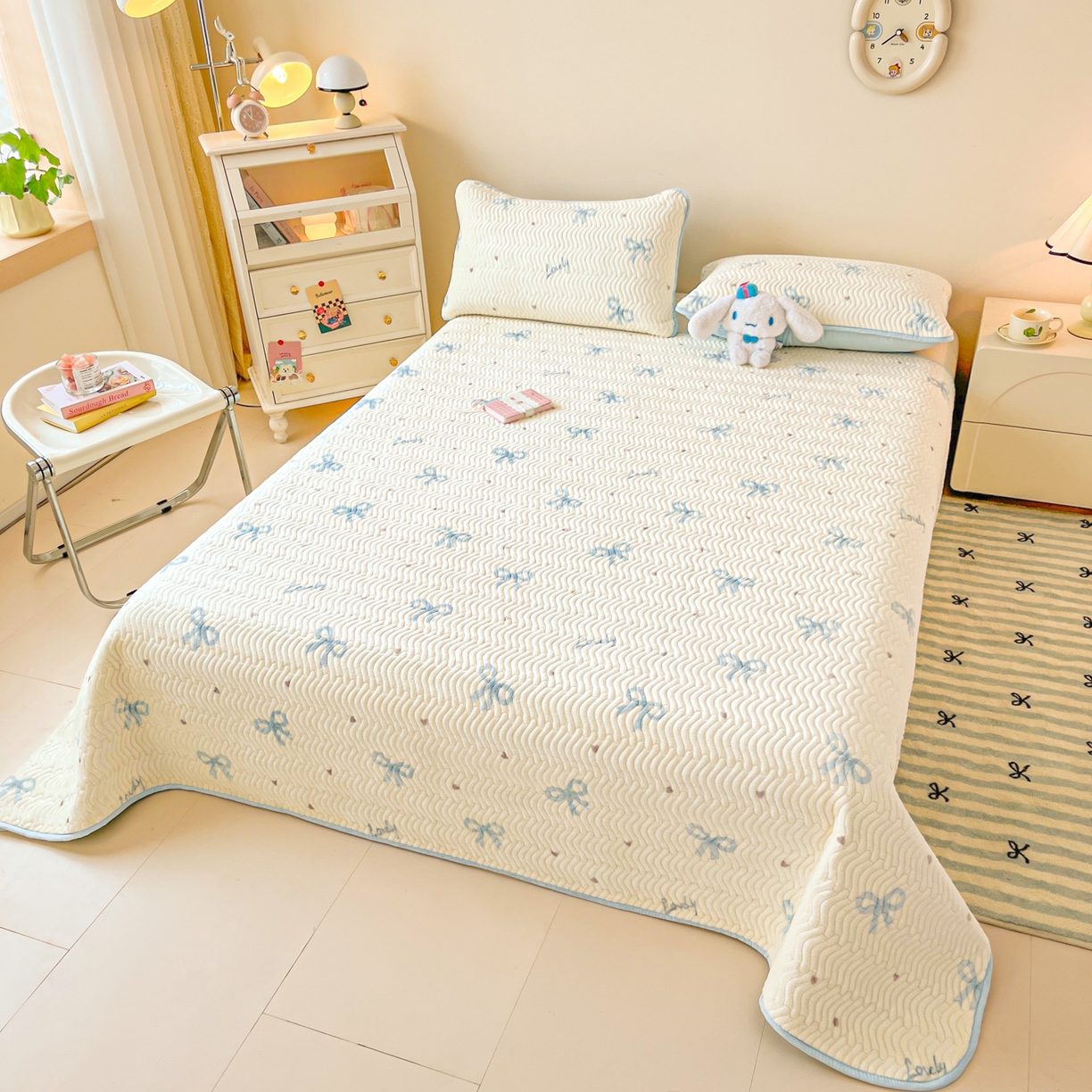 91家纺网 家纺一手货源 找家纺 蓝极人 2025新款牛奶绒印花床盖四季通用 床盖-蓝调逸境