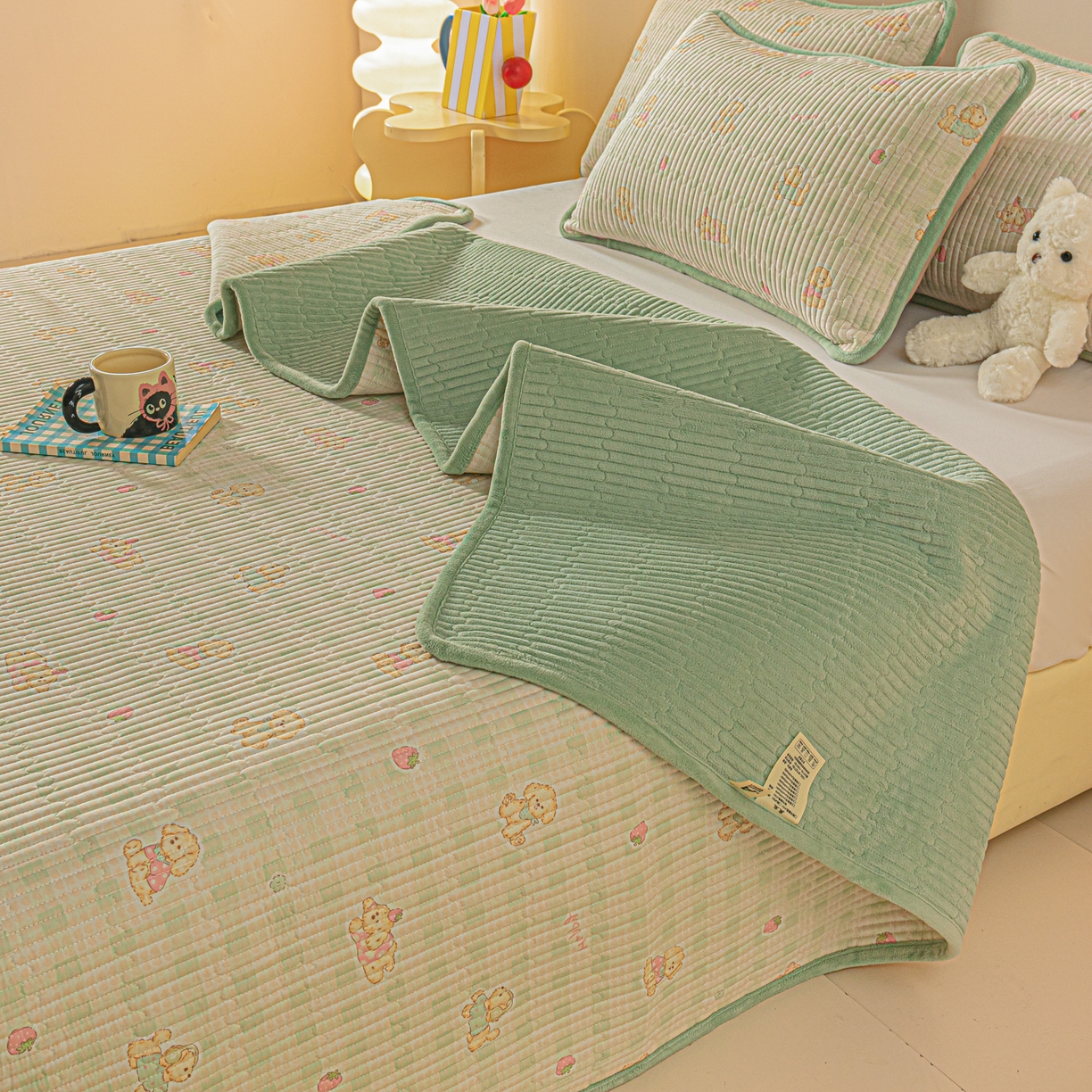 91家纺网 家纺一手货源 找家纺 恒尚居 2025新款全棉牛奶绒床盖四季可用纯棉夹棉床单床褥垫三件套-秋冬款系列一 甜心旺旺【A纯棉-B牛奶绒】