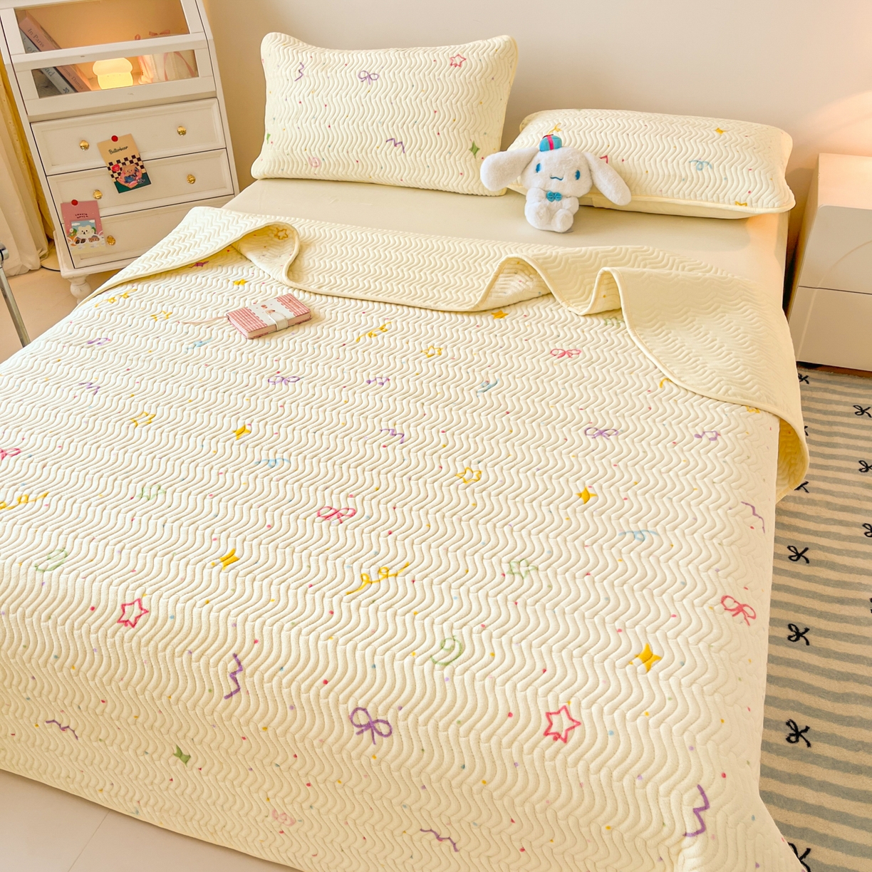 91家纺网 家纺一手货源 找家纺 蓝极人 2025新款牛奶绒印花床盖四季通用 床盖-星彩梦