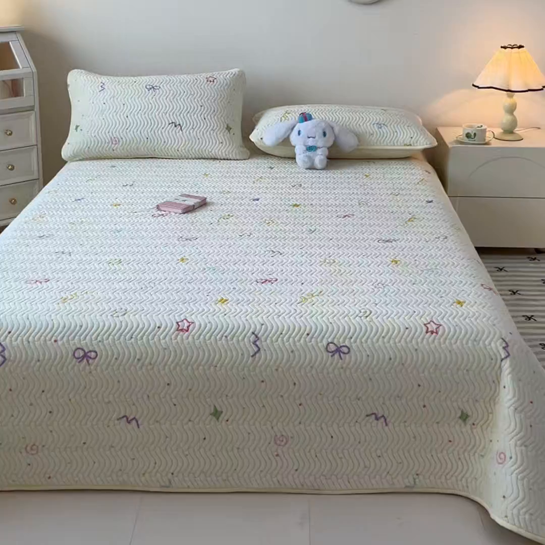 91家纺网 家纺一手货源 找家纺 蓝极人 2025新款牛奶绒印花床盖四季通用 床盖-星彩梦