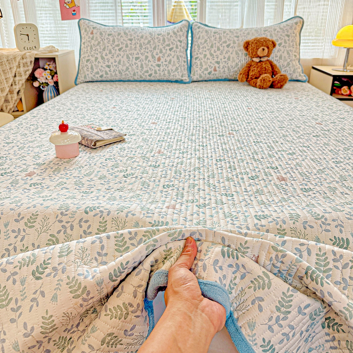 91家纺网 家纺一手货源 找家纺 恒尚居 2025新款全棉牛奶绒床盖四季可用纯棉夹棉床单床褥垫三件套-秋冬款系列一 绿野仙踪【A纯棉-B牛奶绒】