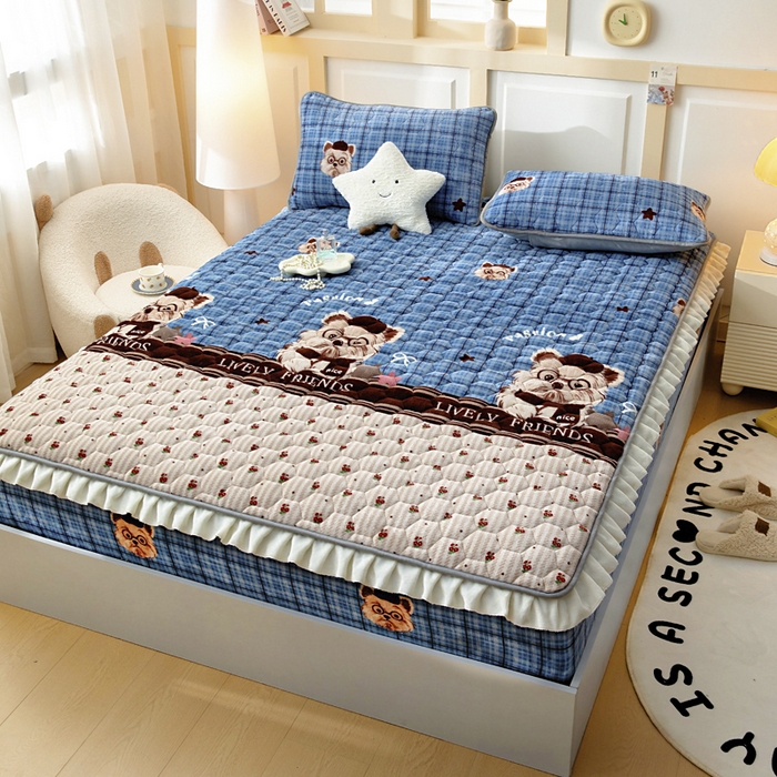 91家纺网 家纺一手货源 找家纺 情煊家纺 2025新款保暖牛奶绒夹棉床笠-花边款 西高地