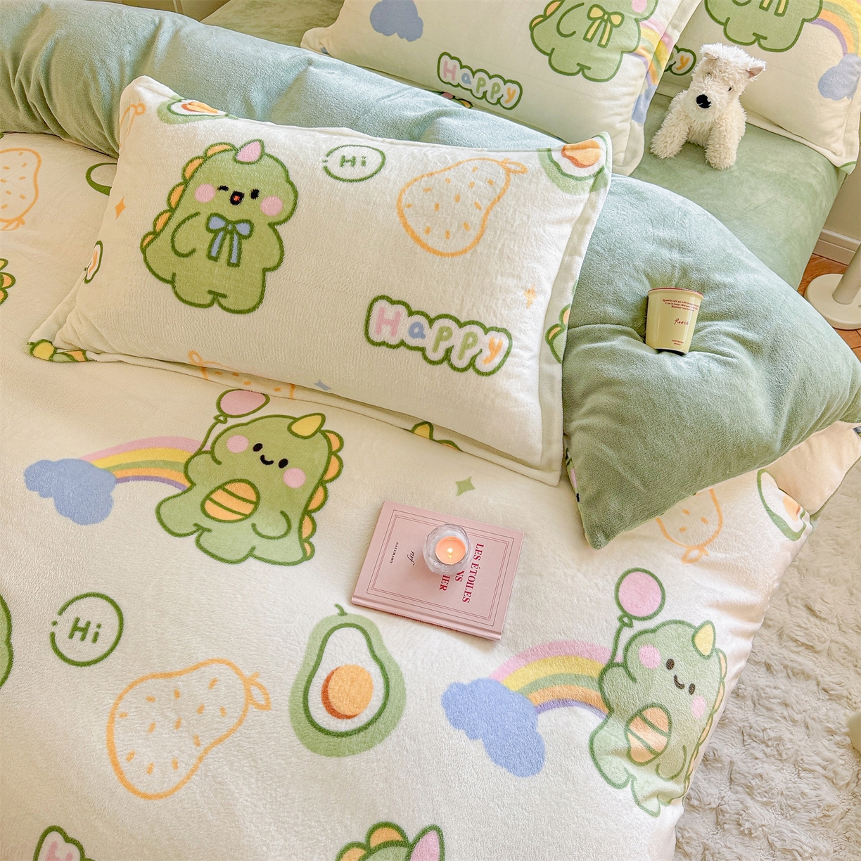 91家纺网 家纺一手货源 找家纺 名兮家居 2025秋冬新款加厚高克重牛奶绒单被套 彩虹奶龙