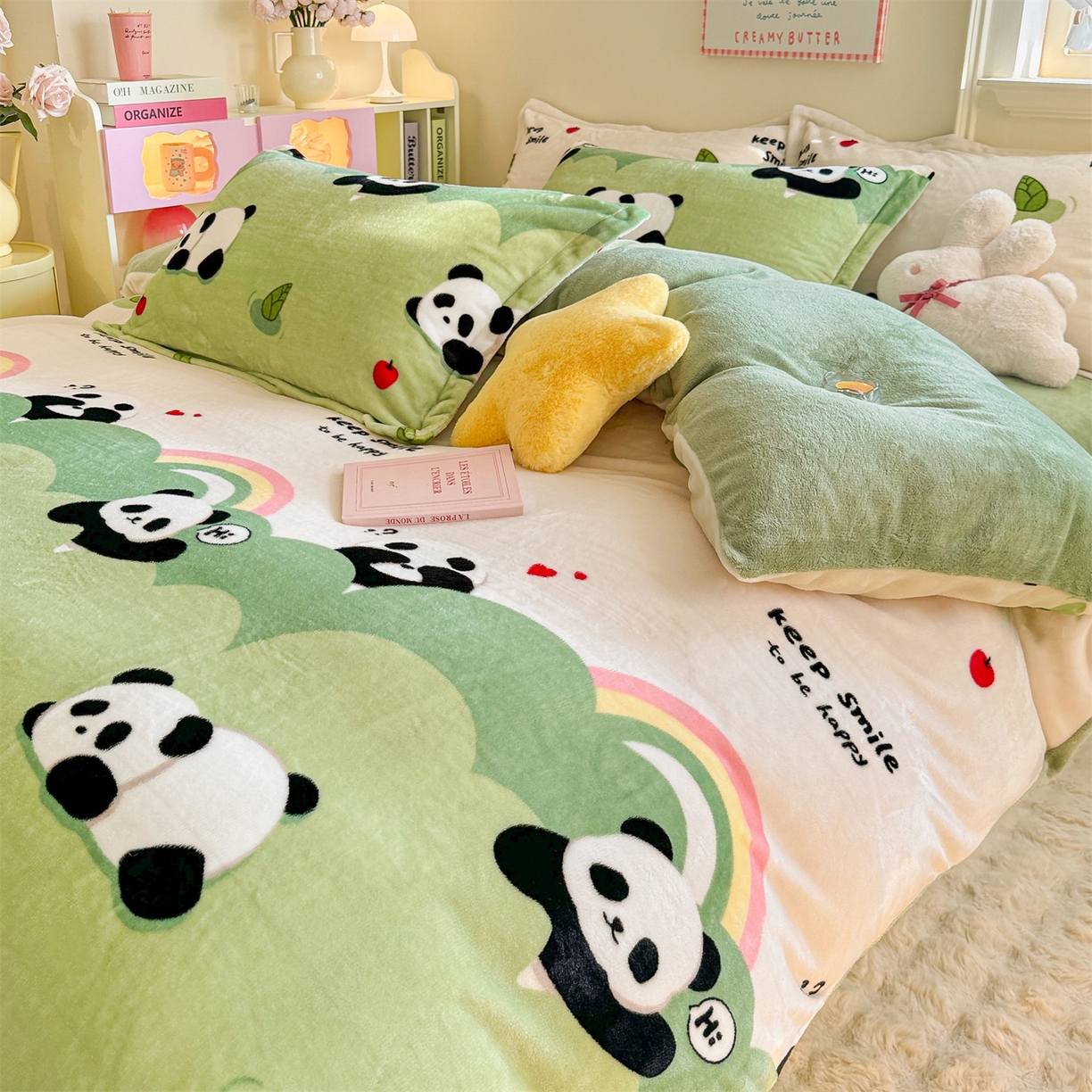 91家纺网 家纺一手货源 找家纺 名兮家居 2025秋冬新款加厚高克重牛奶绒单被套 彩虹熊猫-果绿
