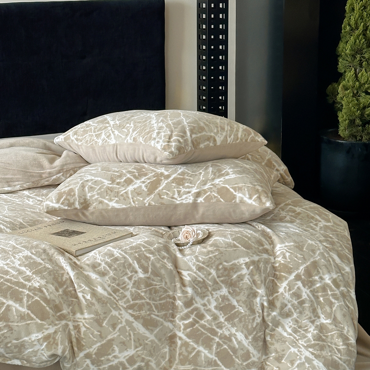 91家纺网 家纺一手货源 找家纺 （总）梦享生活家居 2025新款轻奢牛奶绒四件套系列