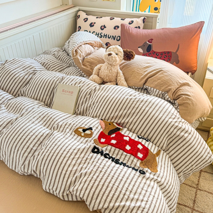 91家纺网 家纺一手货源 找家纺 （总）艾特你 2025新款高克重云朵棉毛巾绣四件套-系列二