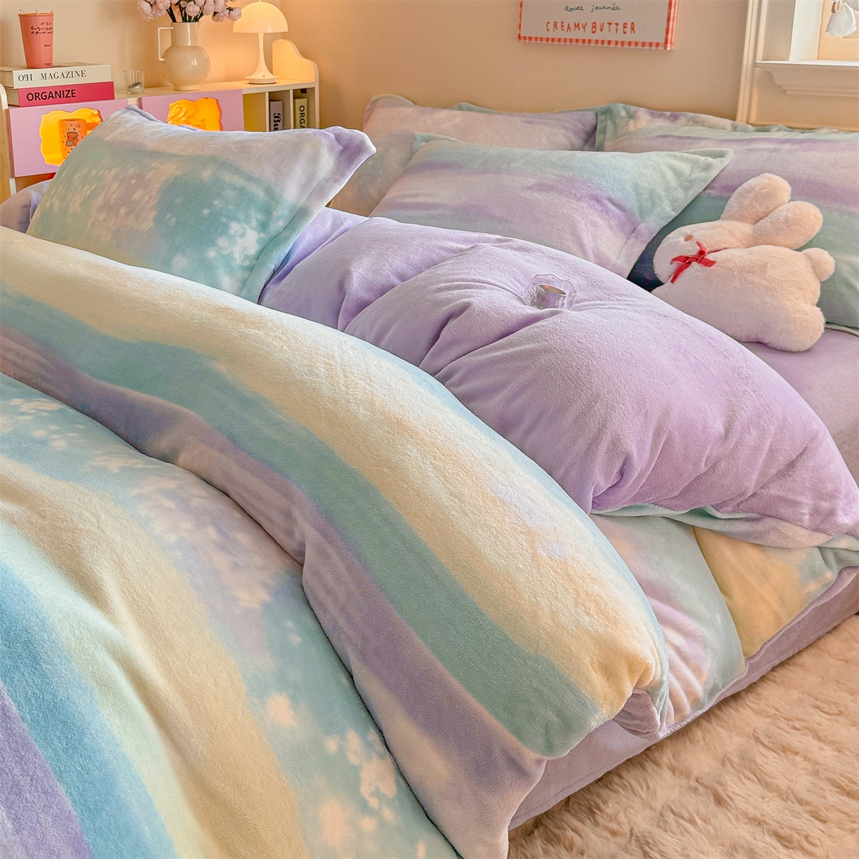 91家纺网 家纺一手货源 找家纺 名兮家居 2025秋冬新款加厚高克重牛奶绒单被套 彩色的梦