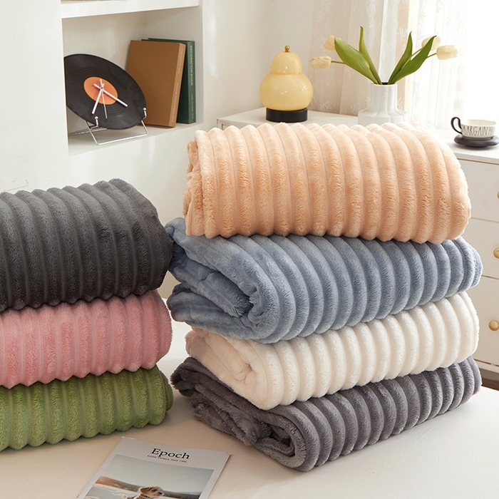 91家纺网 家纺一手货源 找家纺 楼兰公主毛毯专供 2025新款大抽条+羊羔绒绒毯盖毯毯子 组合图仅供展示不可下单