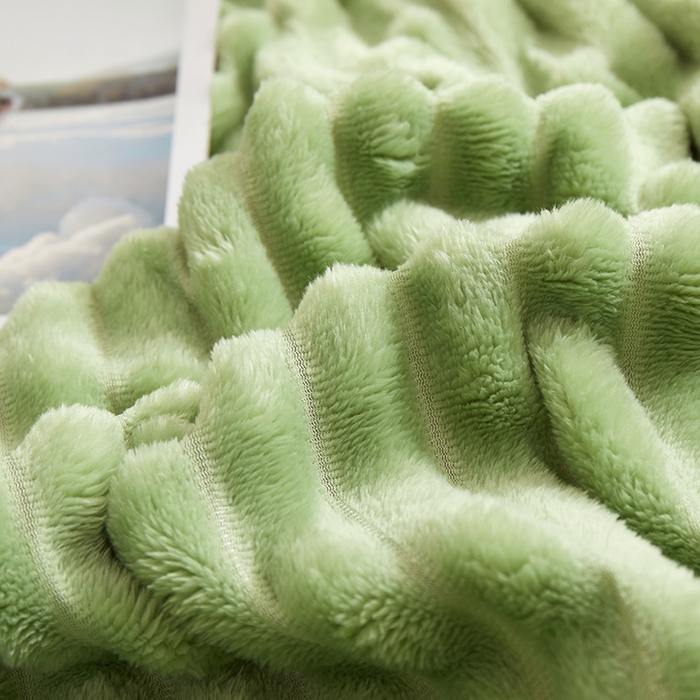 91家纺网 家纺一手货源 找家纺 楼兰公主毛毯专供 2025新款大抽条+羊羔绒绒毯盖毯毯子 双层大抽条+羊羔绒绒毯-果绿