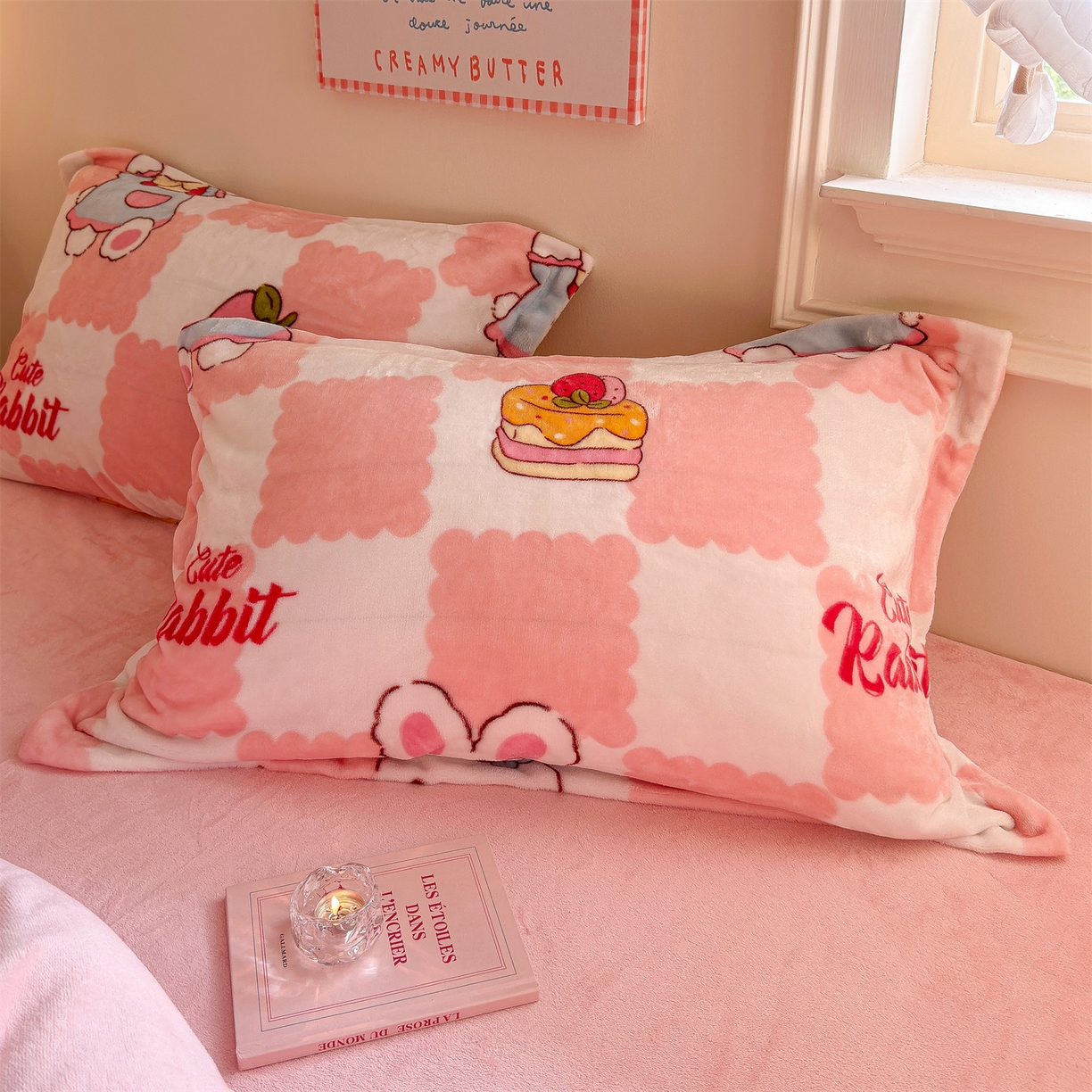 91家纺网 家纺一手货源 找家纺 名兮家居 2025秋冬新款加厚高克重牛奶绒单被套 格子兔