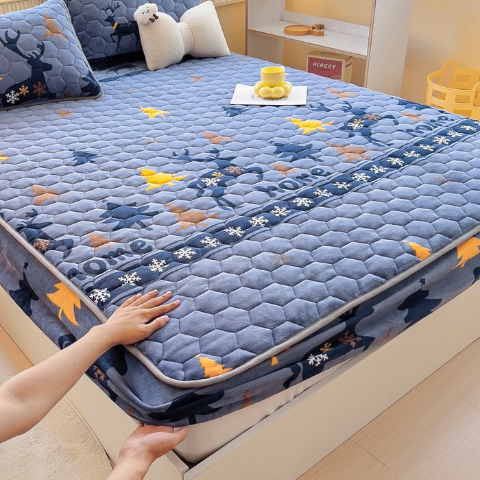 91家纺网 家纺一手货源 找家纺 （总）情煊家纺 2025新款保暖牛奶绒夹棉床笠-床笠款