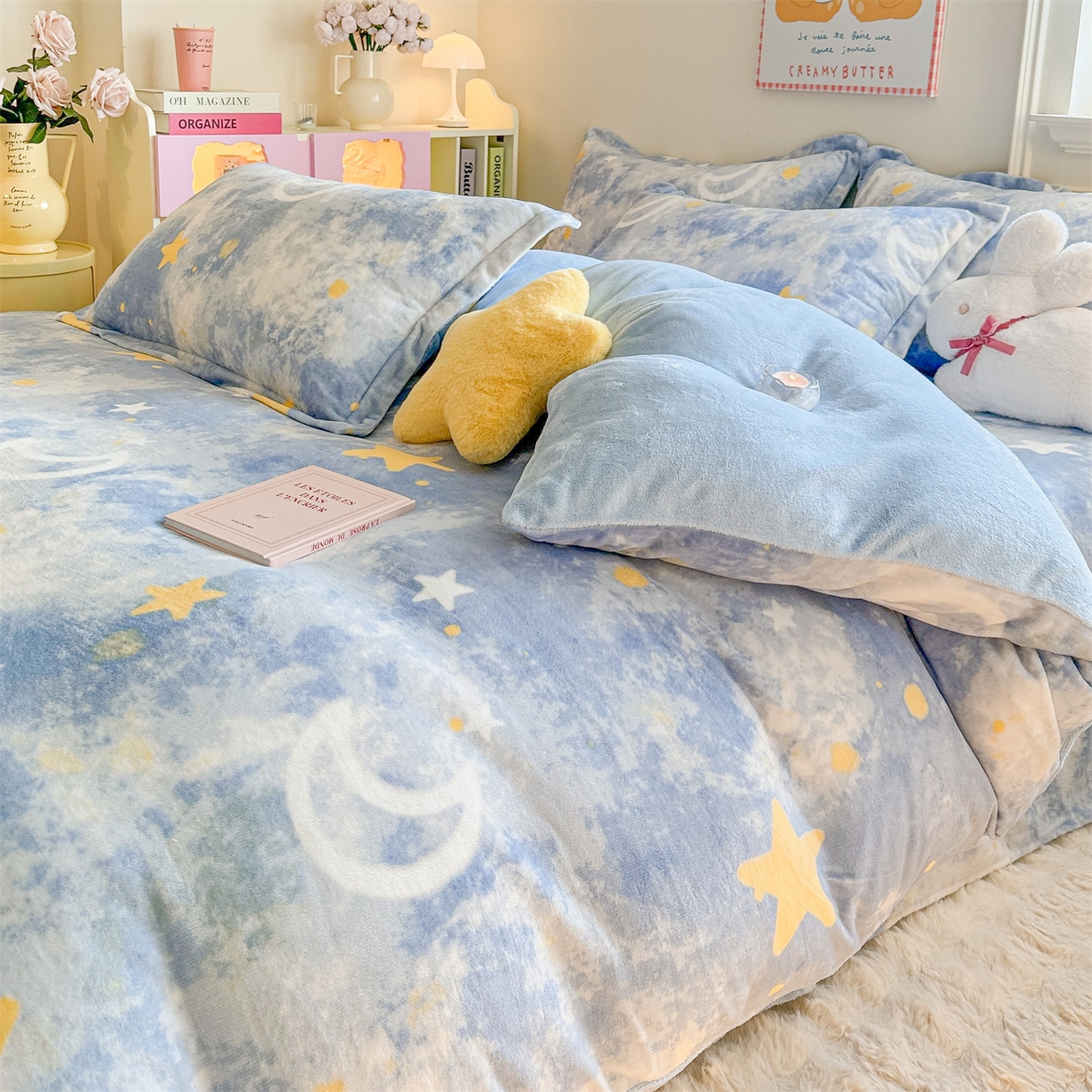 91家纺网 家纺一手货源 找家纺 名兮家居 2025秋冬新款加厚高克重牛奶绒单被套 满天星