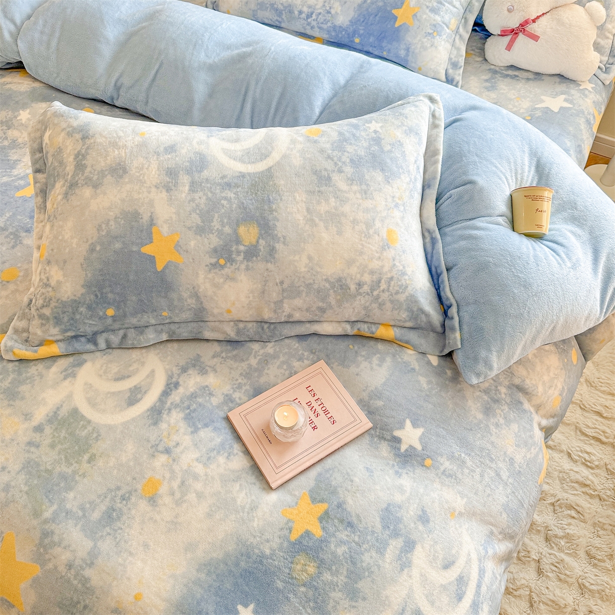 91家纺网 家纺一手货源 找家纺 名兮家居 2025秋冬新款加厚高克重牛奶绒单被套 满天星