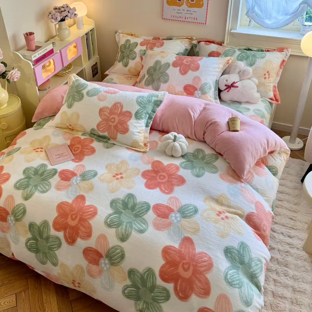 91家纺网 家纺一手货源 找家纺 名兮家居 2025秋冬新款加厚高克重牛奶绒单被套 倾城