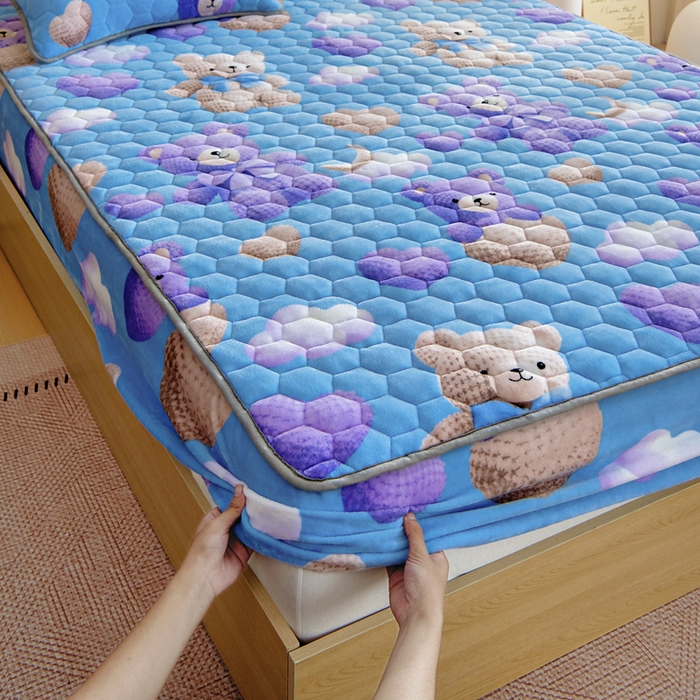 91家纺网 家纺一手货源 找家纺 （总）情煊家纺 2025新款保暖牛奶绒夹棉床笠-床笠款