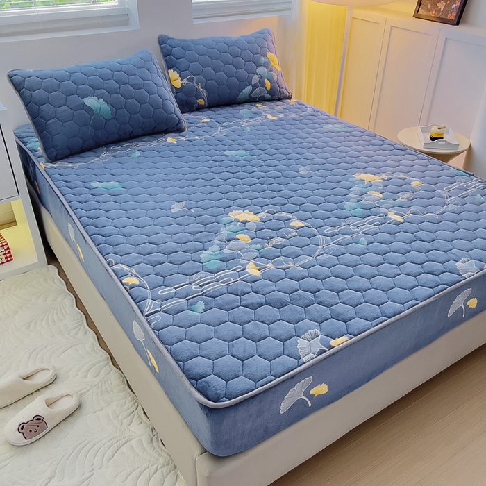 91家纺网 家纺一手货源 找家纺 情煊家纺 2025新款保暖牛奶绒夹棉床笠-床笠款 三生有杏