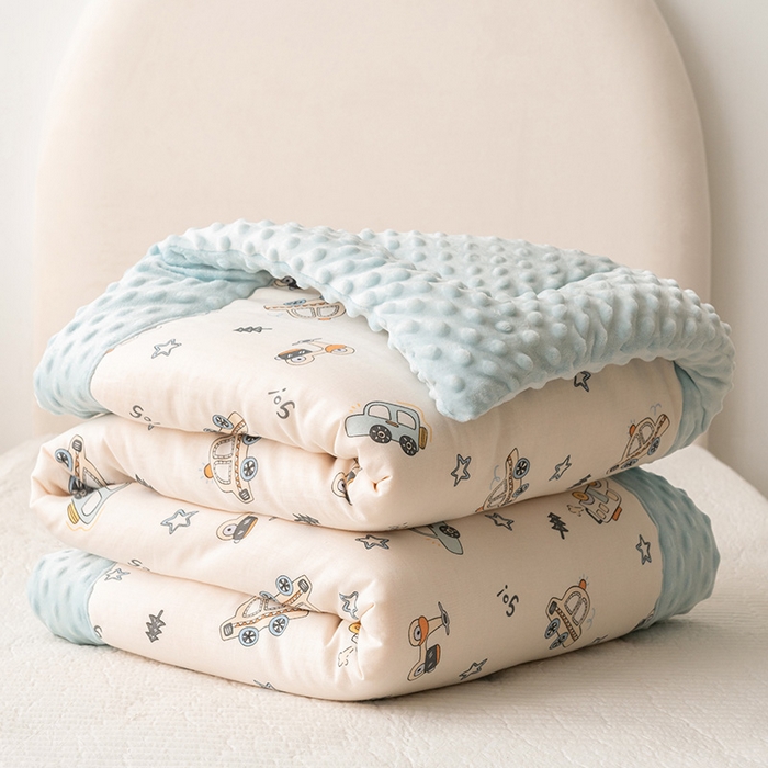 91家纺网 家纺一手货源 找家纺 嗨生活 2025年新款全棉纯棉双层纱豆豆被儿童被春秋被冬被幼儿园被子 汽车乐园