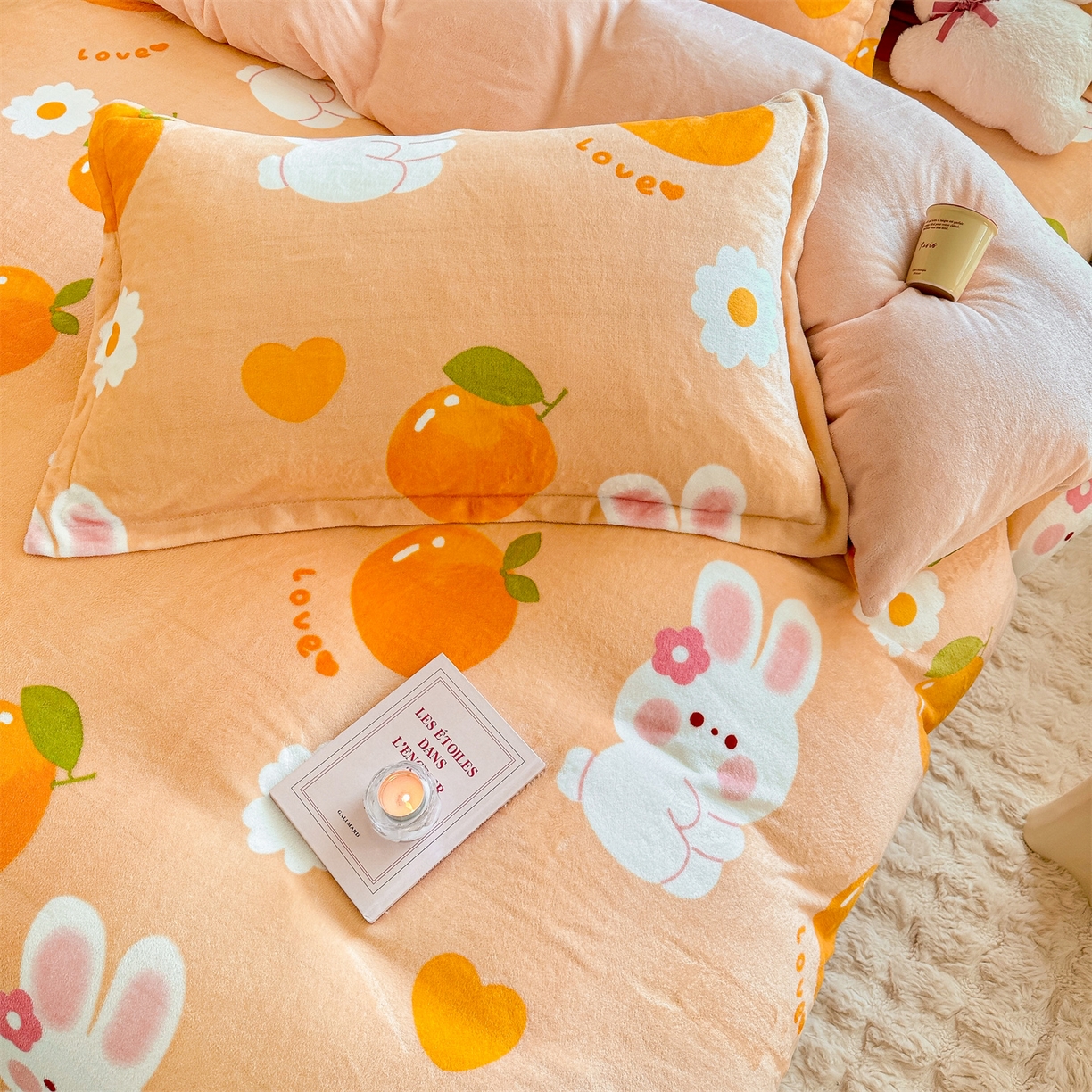 91家纺网 家纺一手货源 找家纺 名兮家居 2025秋冬新款加厚高克重牛奶绒单被套 兔兔派对