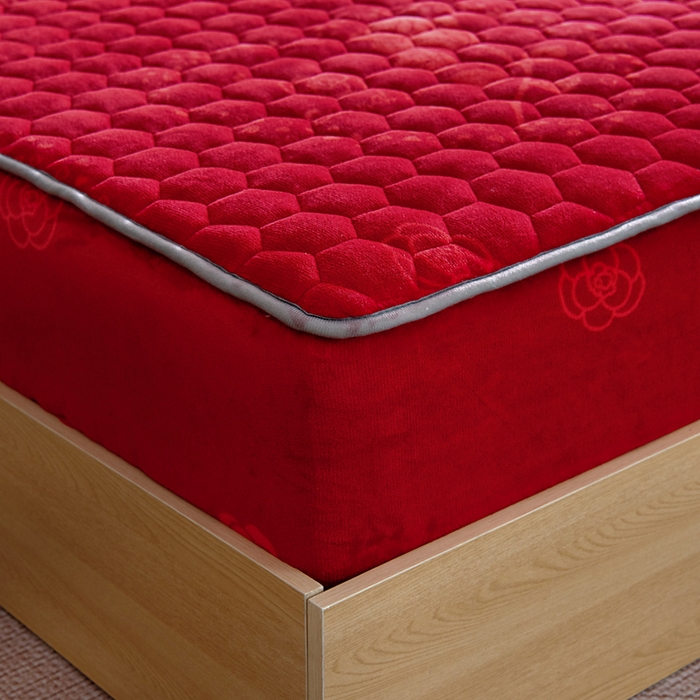 91家纺网 家纺一手货源 找家纺 情煊家纺 2025新款保暖牛奶绒夹棉床笠-床笠款 红玫瑰