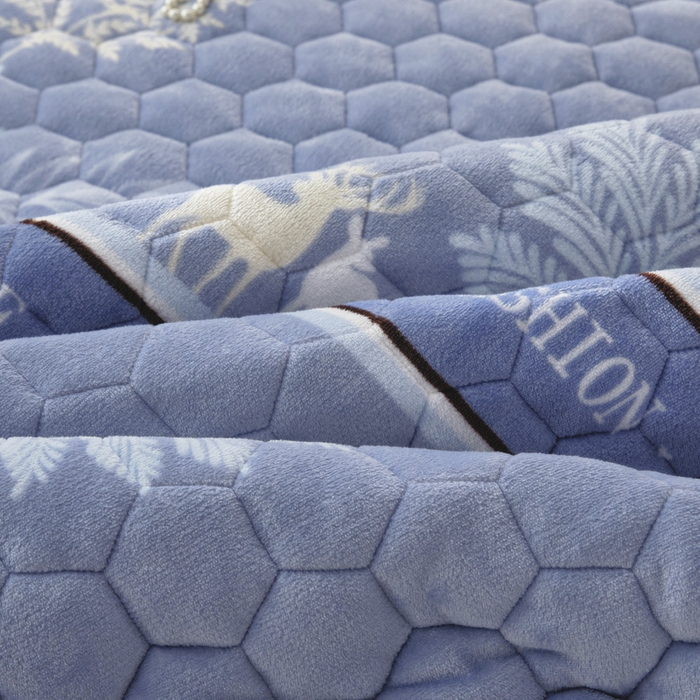 91家纺网 家纺一手货源 找家纺 情煊家纺 2025新款保暖牛奶绒夹棉床笠-床笠款 林深见鹿