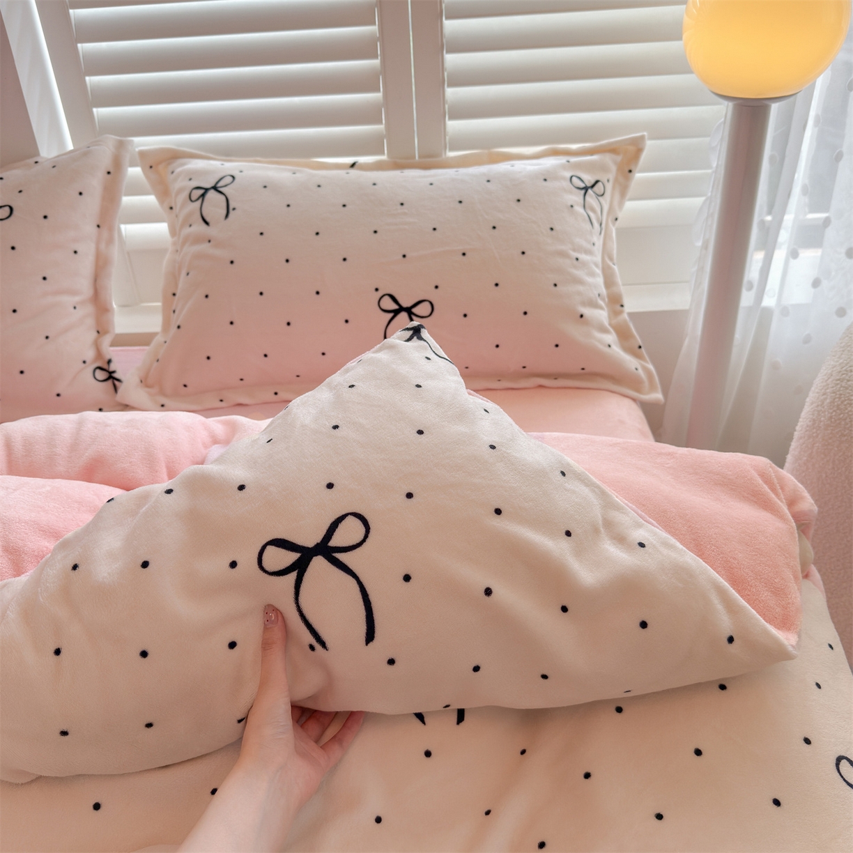 91家纺网 家纺一手货源 找家纺 名兮家居 2025秋冬新款加厚高克重牛奶绒单被套 小确幸