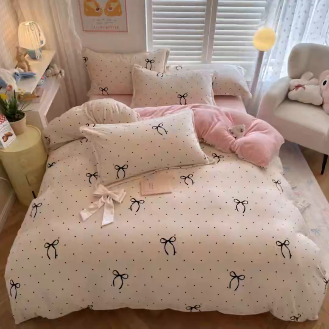 91家纺网 家纺一手货源 找家纺 名兮家居 2025秋冬新款加厚高克重牛奶绒单被套 小确幸