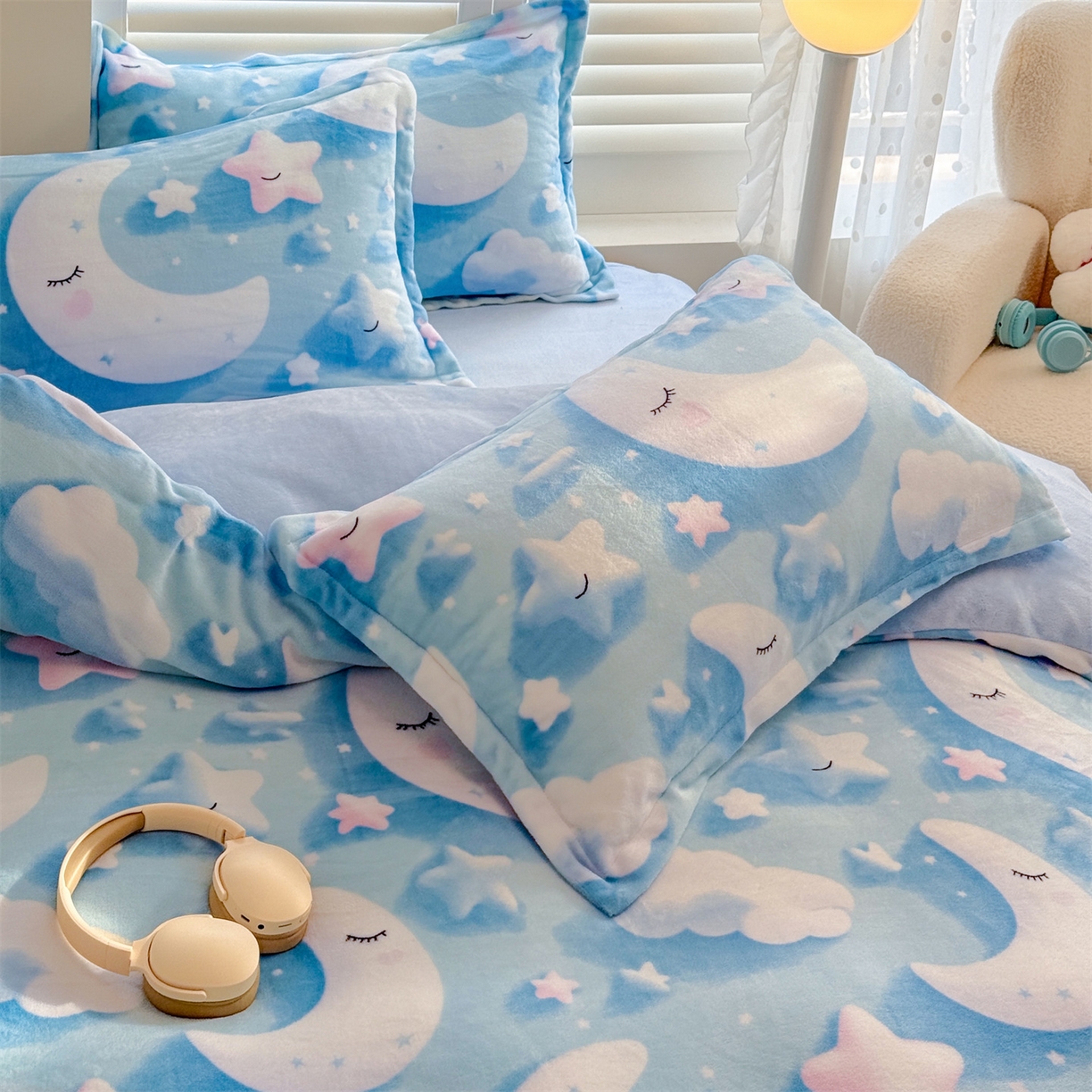 91家纺网 家纺一手货源 找家纺 名兮家居 2025秋冬新款加厚高克重牛奶绒单被套 星月传奇