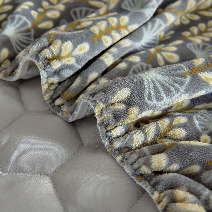 91家纺网 家纺一手货源 找家纺 情煊家纺 2025新款保暖牛奶绒夹棉床笠-床笠款 银杏叶