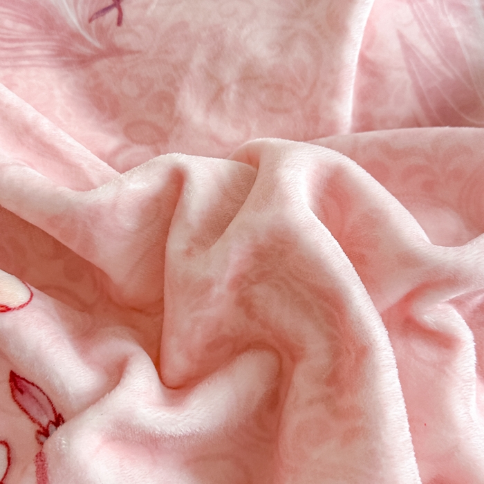 91家纺网 家纺一手货源 找家纺 首选家纺 2025新款直播热款双层蕾丝花边牛奶绒印花床盖四件套床盖单件三件套 花香如梦