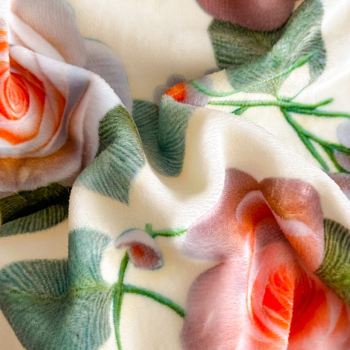 91家纺网 家纺一手货源 找家纺 首选家纺 2025新款直播热款双层蕾丝花边牛奶绒印花床盖四件套床盖单件三件套 花语梦