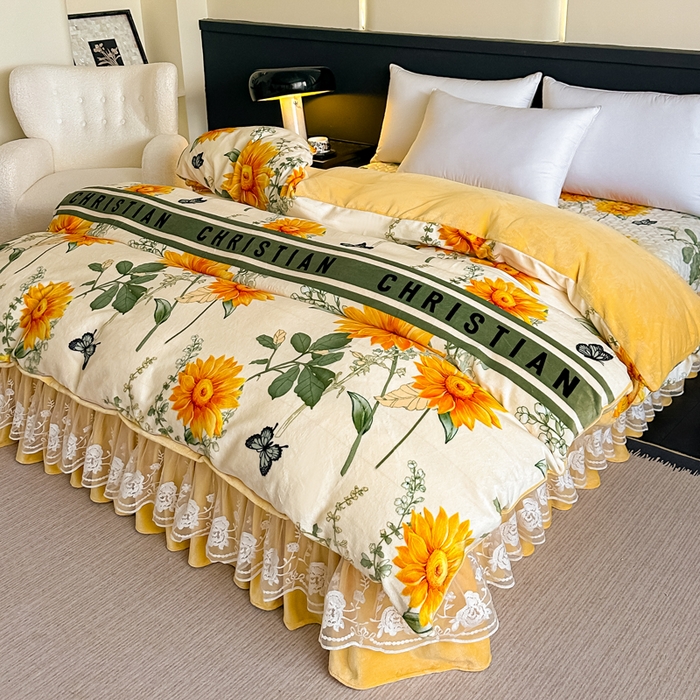 91家纺网 家纺一手货源 找家纺 首选家纺 2025新款直播热款双层蕾丝花边牛奶绒印花床盖四件套床盖单件三件套 向日葵