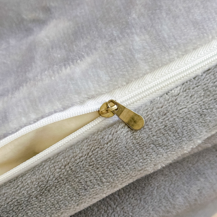 91家纺网 家纺一手货源 找家纺 首选家纺 2025新款直播热款双层蕾丝花边牛奶绒印花床盖四件套床盖单件三件套 心动-灰