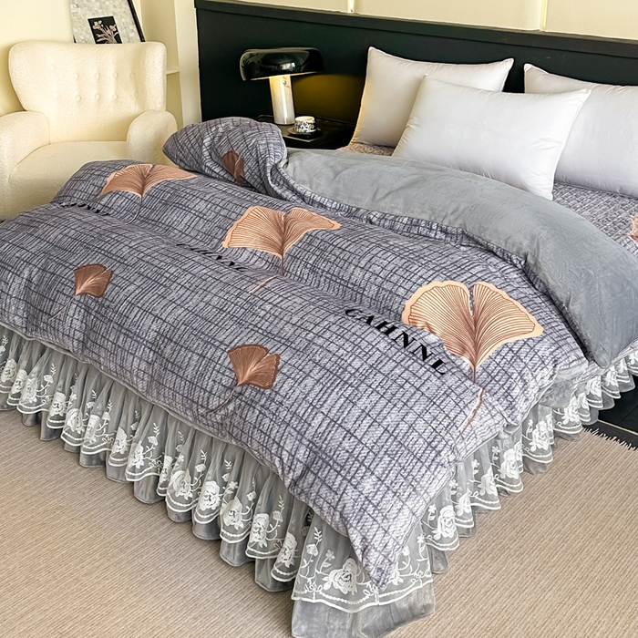 91家纺网 家纺一手货源 找家纺 首选家纺 2025新款直播热款双层蕾丝花边牛奶绒印花床盖四件套床盖单件三件套 梦想起航