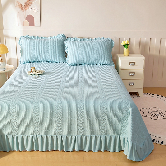 91家纺网 家纺一手货源 找家纺 情煊家纺 2025新款纯色轻奢风亲肤床盖系列 豆绿