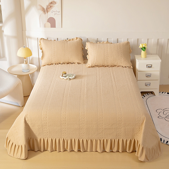 91家纺网 家纺一手货源 找家纺 情煊家纺 2025新款纯色轻奢风亲肤床盖系列 卡其