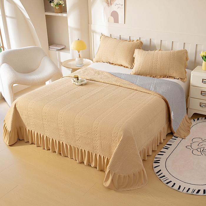 91家纺网 家纺一手货源 找家纺 情煊家纺 2025新款纯色轻奢风亲肤床盖系列 卡其