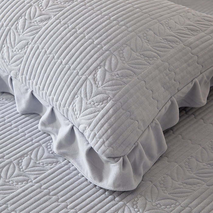 91家纺网 家纺一手货源 找家纺 情煊家纺 2025新款纯色轻奢风亲肤床盖系列 烟灰