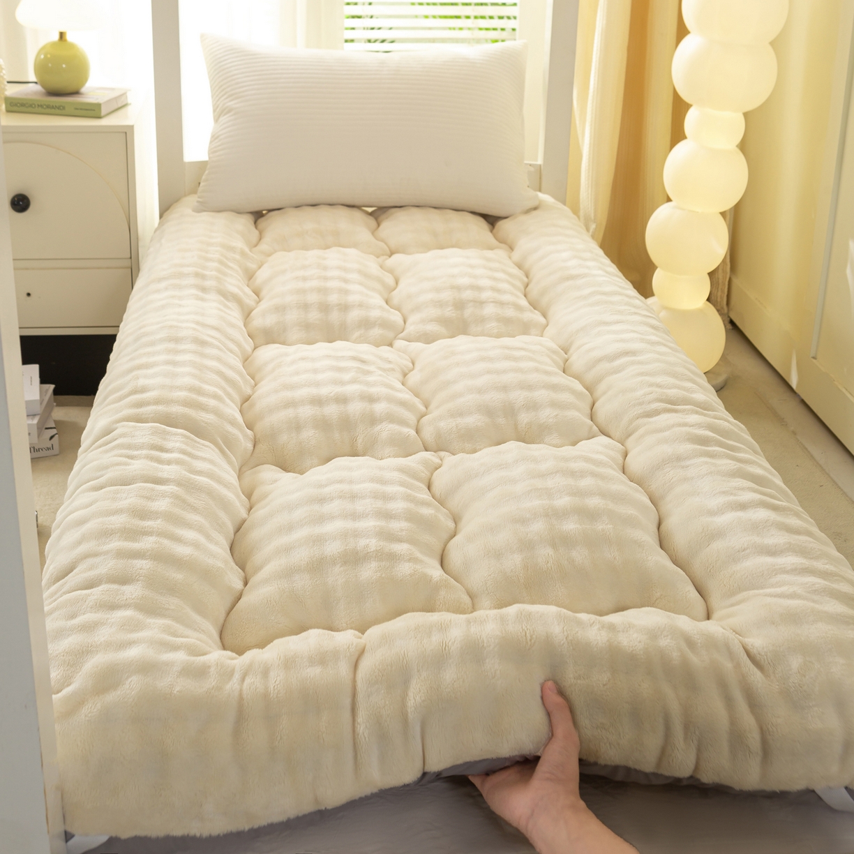 91家纺网 家纺一手货源 找家纺 （总）枋梢家纺 2025新款高克重牛奶兔毛绒学生床垫