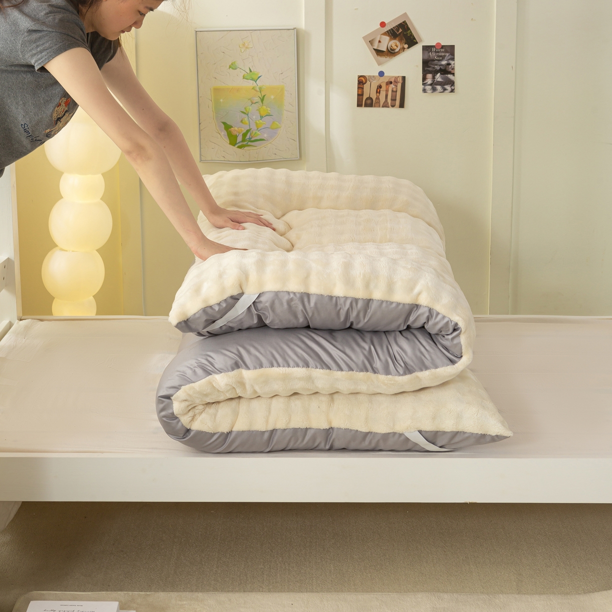 91家纺网 家纺一手货源 找家纺 枋梢家纺 2025新款高克重牛奶兔毛绒学生床垫 奶白