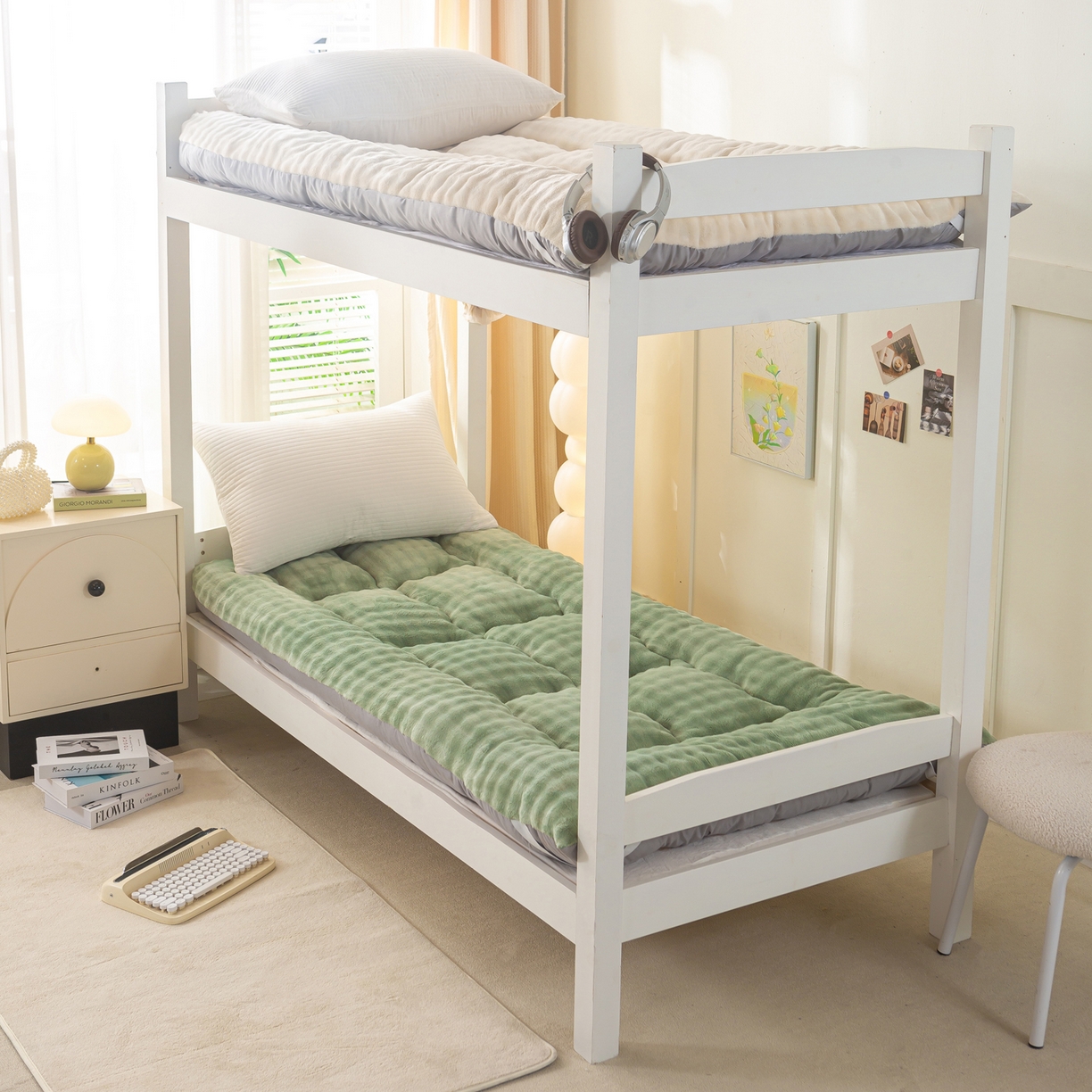 91家纺网 家纺一手货源 找家纺 枋梢家纺 2025新款高克重牛奶兔毛绒学生床垫 森绿