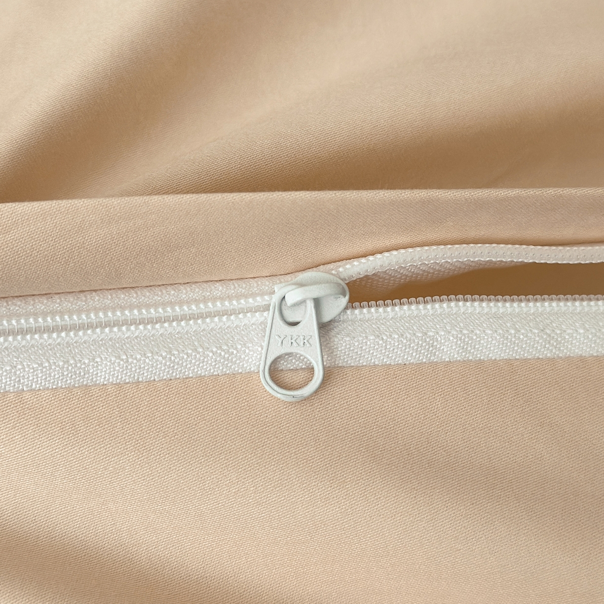 91家纺网 家纺一手货源 找家纺 舒慕家纺 2025新款100支长绒棉浮雕提花四件套 花涧