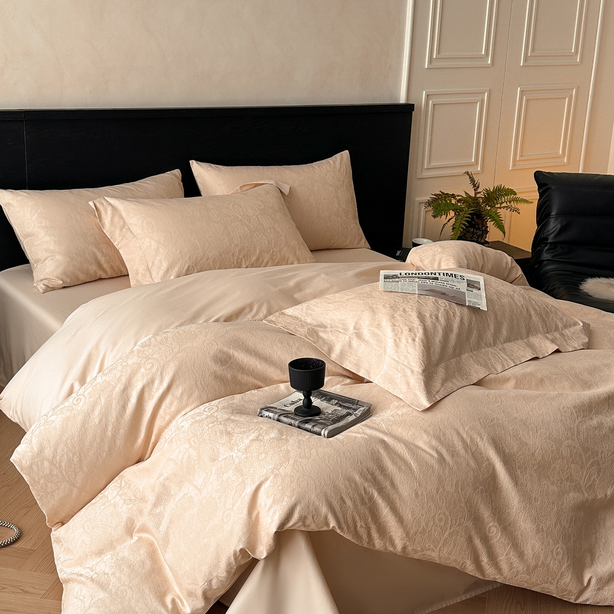 91家纺网 家纺一手货源 找家纺 舒慕家纺 2025新款100支长绒棉浮雕提花四件套 花涧