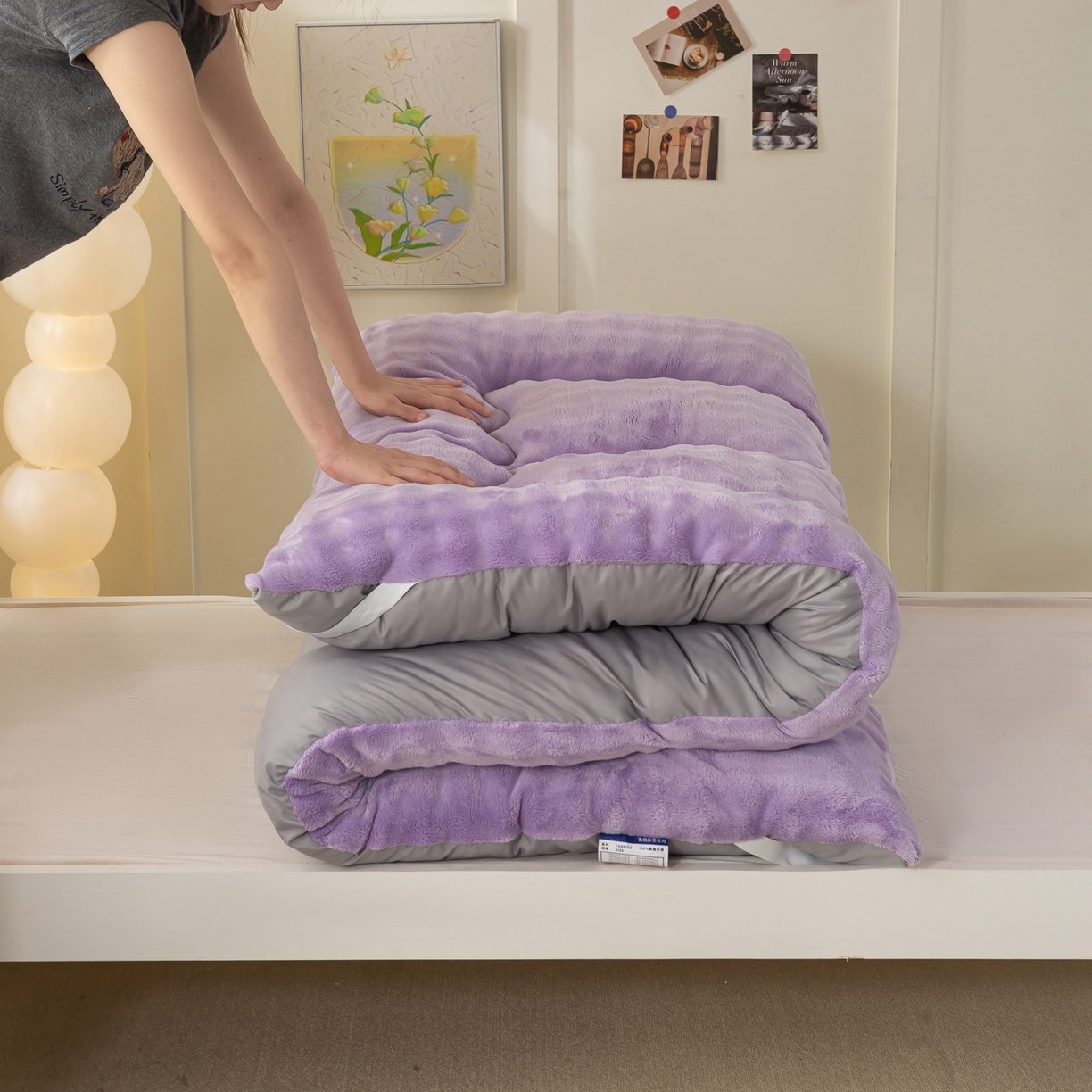 91家纺网 家纺一手货源 找家纺 枋梢家纺 2025新款高克重牛奶兔毛绒学生床垫 紫罗兰